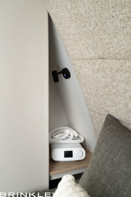 Model Ix 24x Travel Trailers Bedroom Bedside Cubby 2026 Brinkley RV