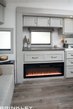 Model Z 3610 Fifth Wheels 15 Luxury Fifth Wheel RV Fireplace