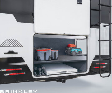 Model Z 3110 Fifth Wheels 39 Bunkhouse Rear Storage Compartment