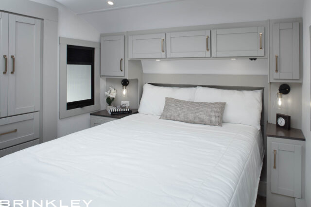 Model Z 2900 Fifth Wheels 30 2024 Brinkley RV Model Z 2900 Bedroom