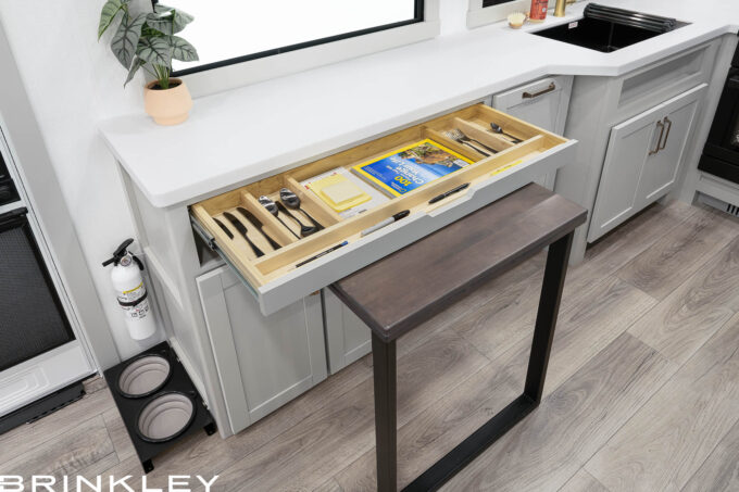 Model Z 2810 Fifth Wheels Dining Room Z Dinesk Utensil Drawer 2026 Brinkley RV 9541