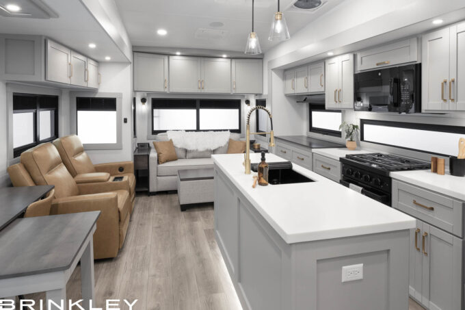 Luxury Fifth Wheel with Residential Interior
