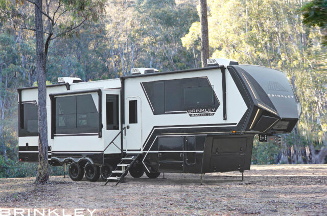 Model G 4100 Toy Haulers 14 Model G Fifth Wheel Toy Haulers by Brinkley