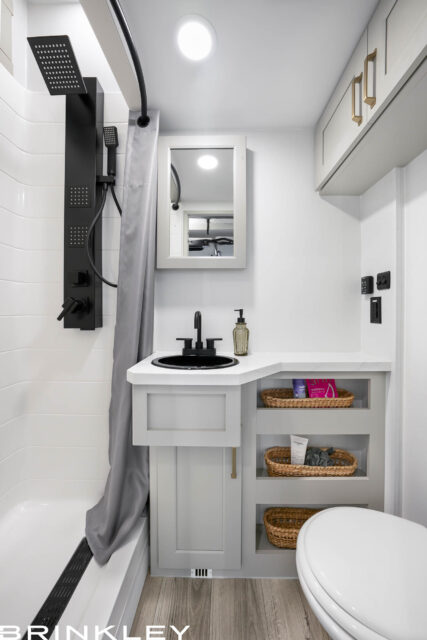 Model G 3970 Toy Haulers 56 Second Full Bathroom -@ Full Baths