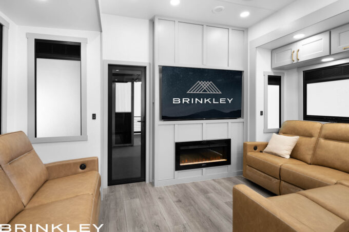 | Model G 4150 Toy Haulers 53 65" TV & Fireplace