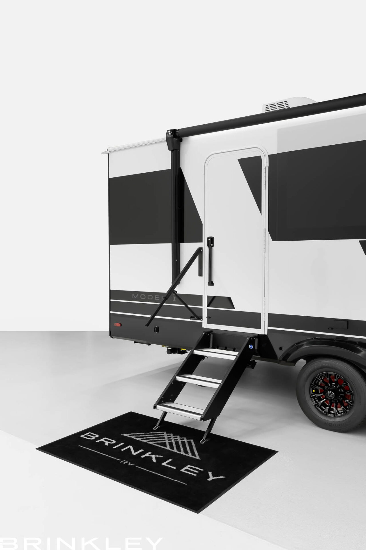 | Model I Travel Trailer Line 29 Deluxe Travel Trailer Entry