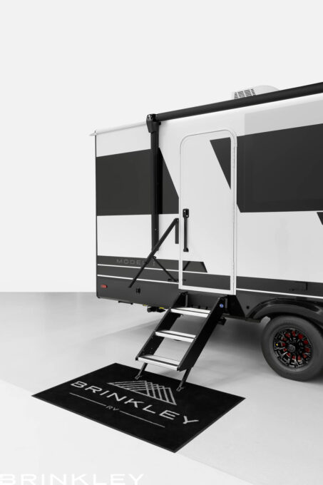 Model I Travel Trailer Line 29 Deluxe Travel Trailer Entry