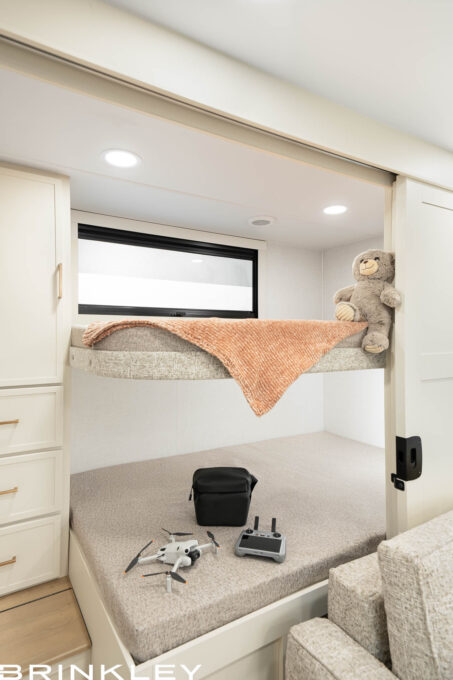 Luxury Travel Trailer Ideal For Families and Kids with a private second bedroom (Bunkhouse) with Bunk Beds